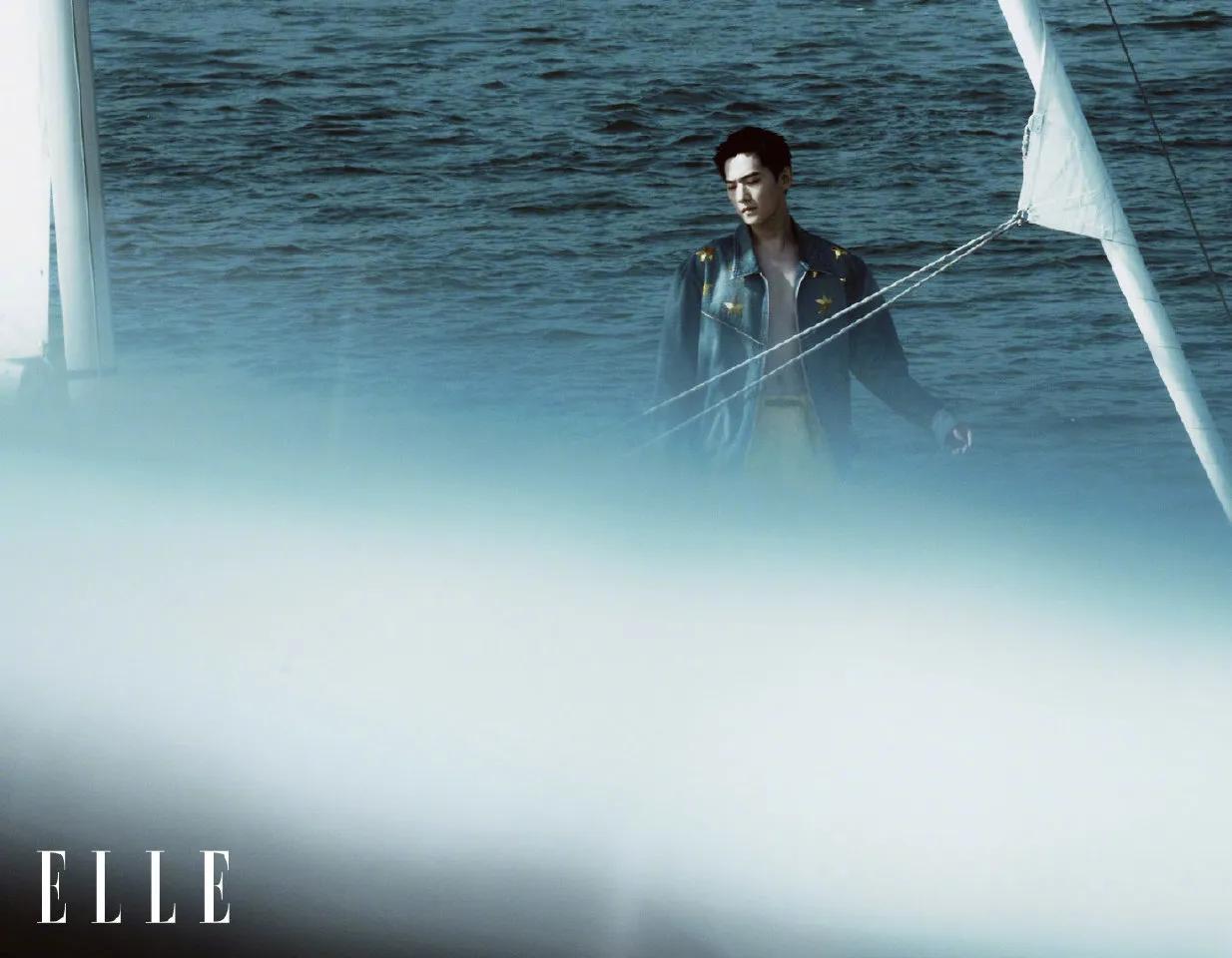 杨洋三登 X《ELLE》，优雅帅气，悠然自得感受海风拂面，心旷神怡