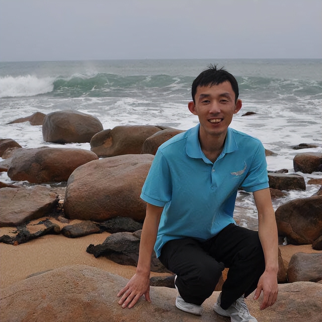 亲戚孩子考上985没请客，我考上高职家里摆40桌，亲戚：也好意思