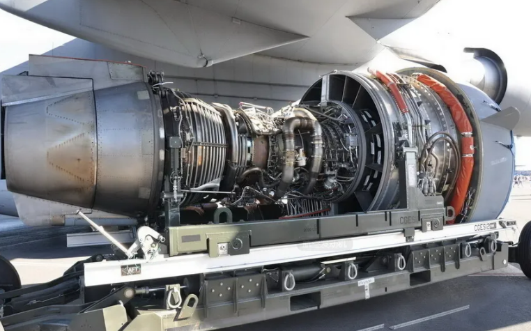 ����������������������Աȣ���6800Сʱ����3400Сʱ�����й���