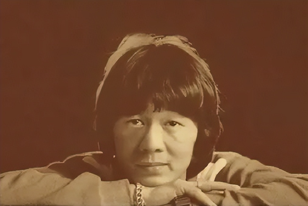 当年许冠英被提名最佳男配角，但他认为自己才是主角，拒绝提名