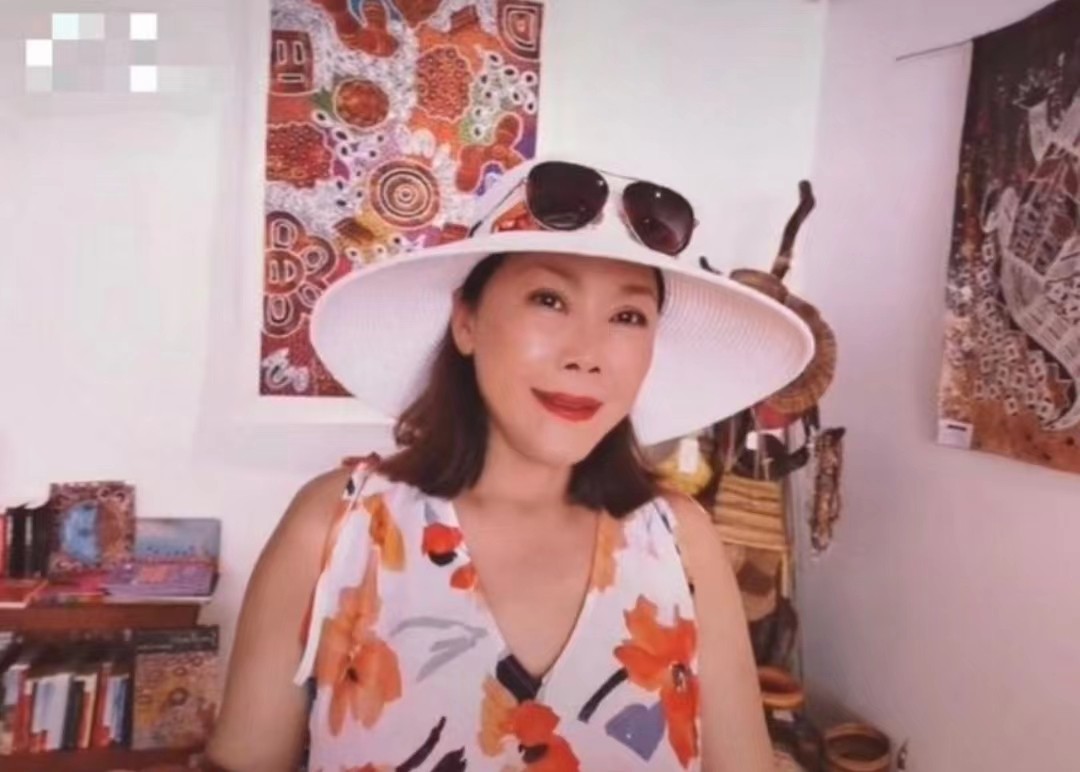 红极一时却突然“消失”的15位明星：林芳兵险毁容，利智为爱息影