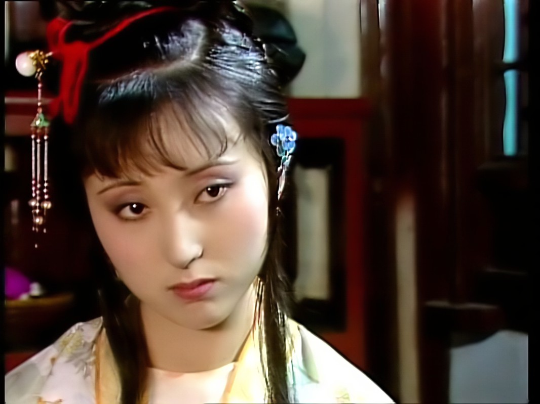 早期古装美女天花板，只服这9位，桃花眼，樱桃嘴，个个百里挑一