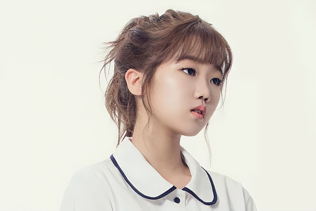 21岁韩国女星演小学生，与小8岁男孩合作，长相稚嫩毫无违和感