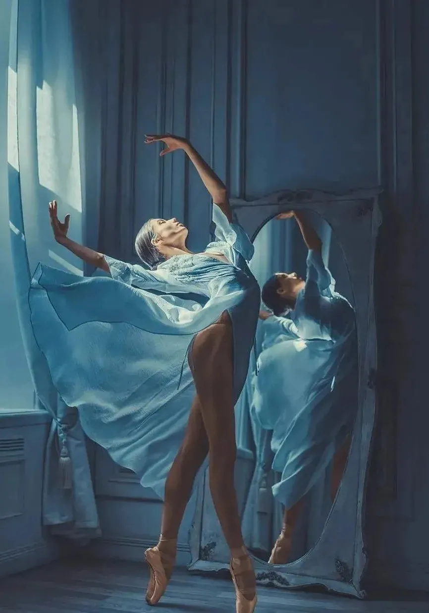 精美图片：人体摄影艺术，舞蹈的灵动之美