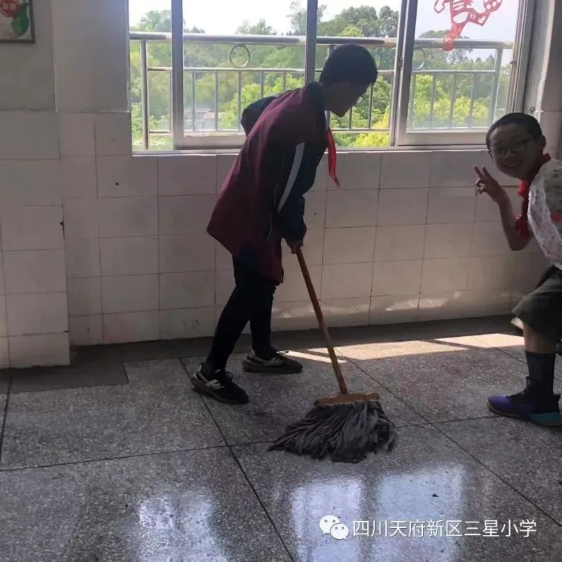 致敬最可爱的人——四川天府新区三星小学开展劳动实践周系列活动