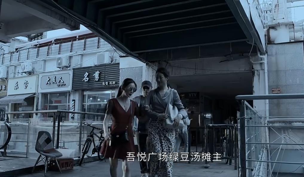 20集悬疑剧《庭外》首播质量高，10分钟入戏，连看2集不过瘾