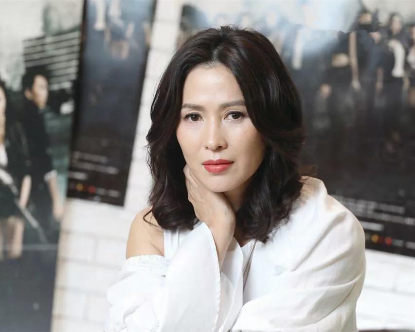 TVB那些荣升女主角后却一蹶不振，慢慢落寞的女星