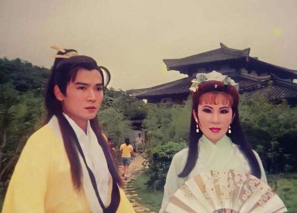 杨钧钧：当年的古龙御用女主惨遭群嘲，她经历了什么？