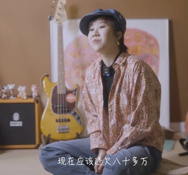 女星上官喜爱倒欠公司80多万！九个月没有收入，靠预付金维持生活