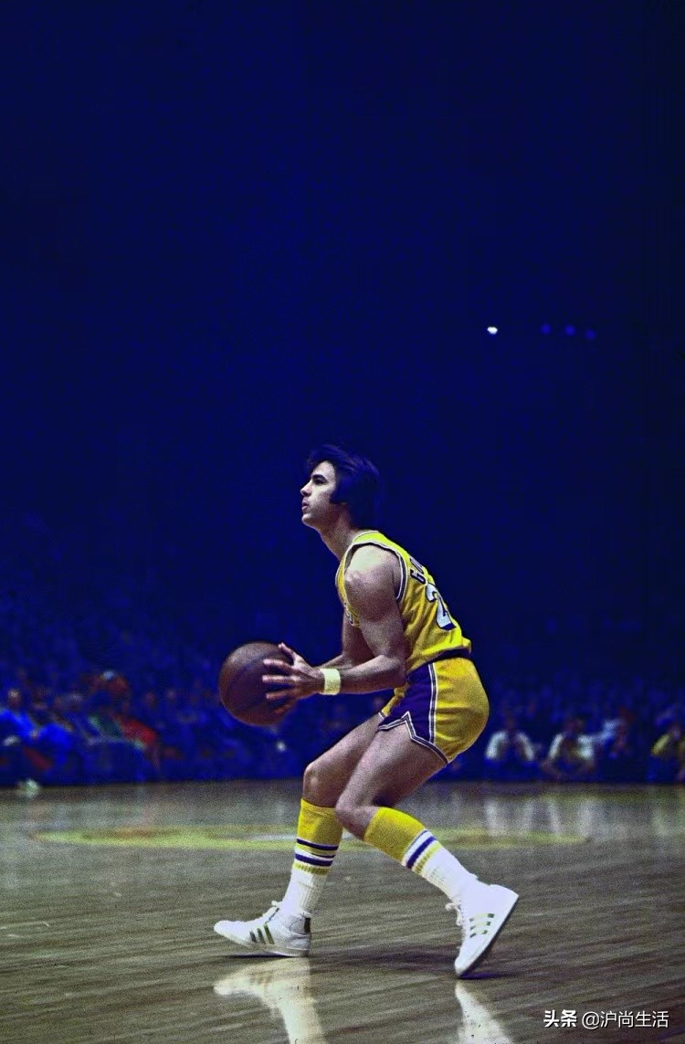 nba夺冠球队有哪些(NBA75周年历史75大球队：第10名—第1名)