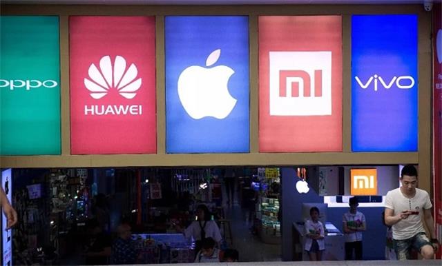 2017年中国手机市场销量排行榜：华为、OPPO、vivo领跑，小米、苹果紧随其后