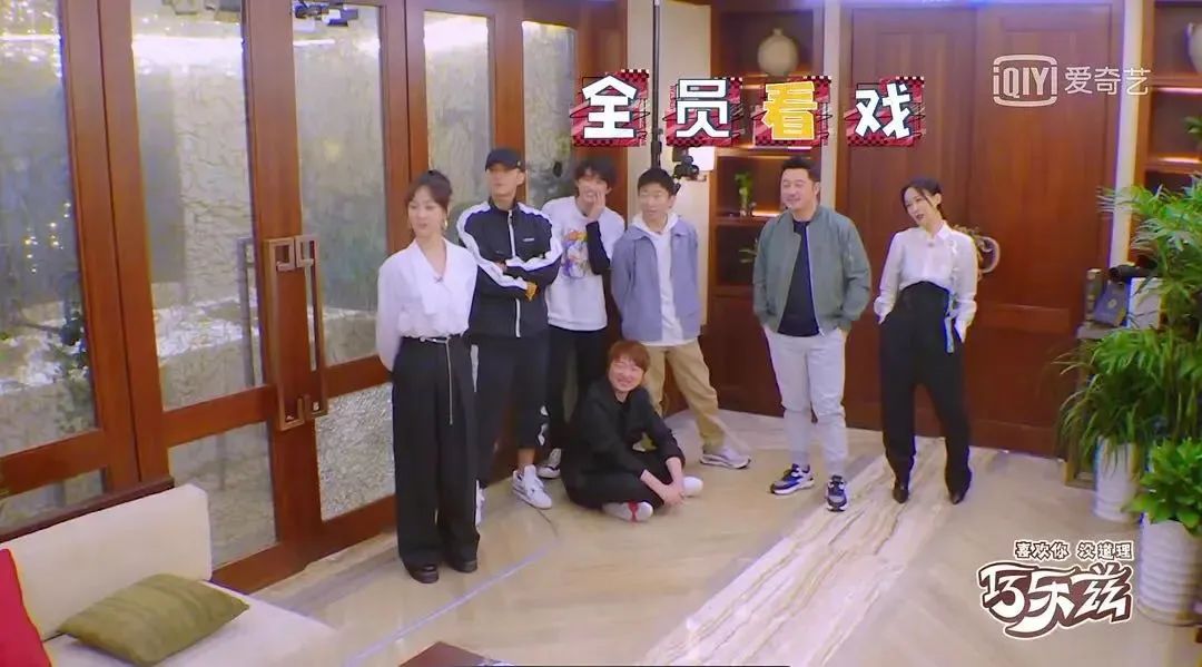 贾玲和沈腾，翻车了