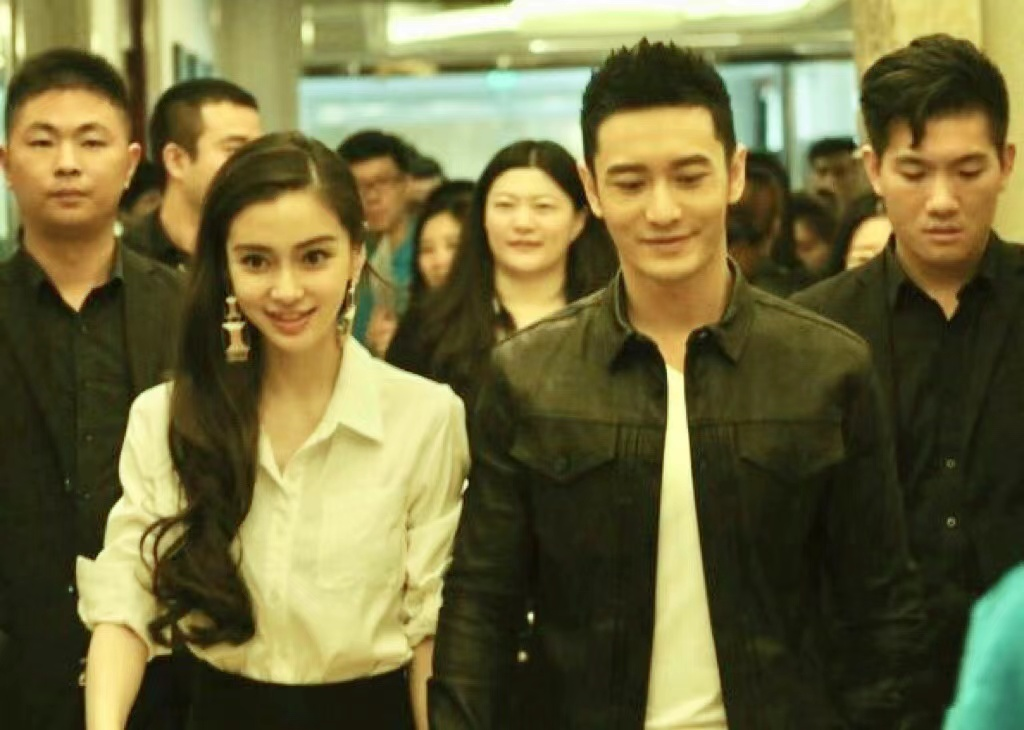 离婚才过2个月,杨颖四处受冷眼,她是否会念起黄晓明的好?