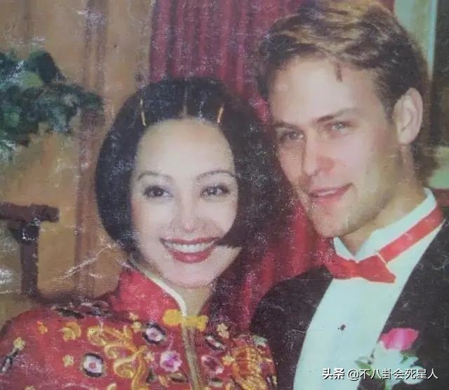 嫁了三次外国人的女明星（中国嫁给老外最成功的女人）