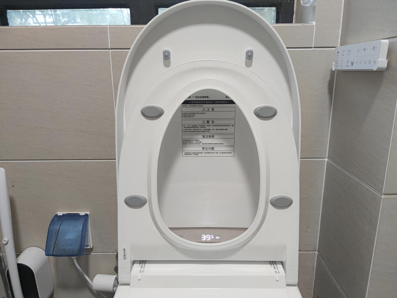 小米有品推出懒人马桶！双重抗菌，告别臭味尴尬