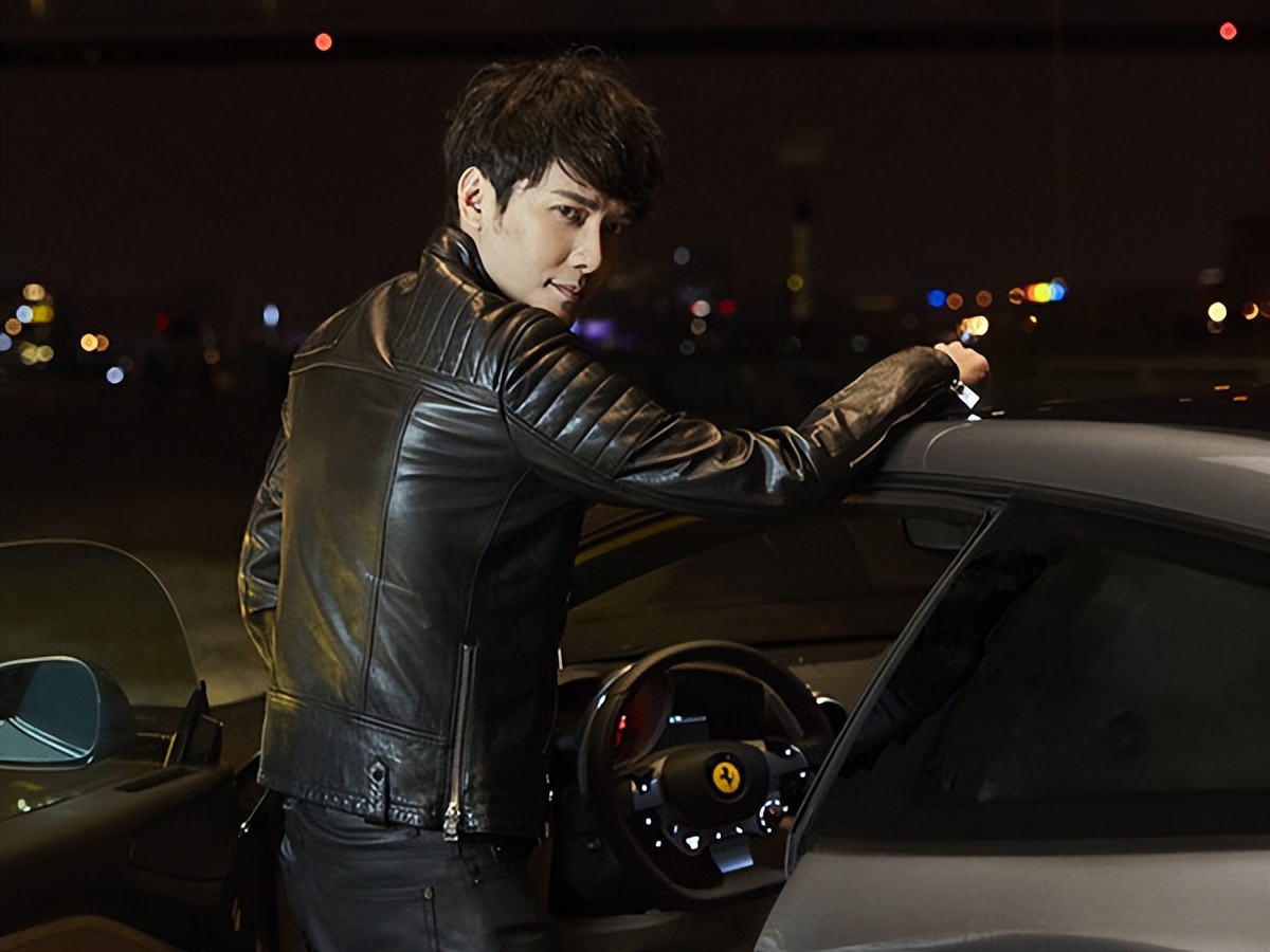 男星衣品—冯绍峰（一）