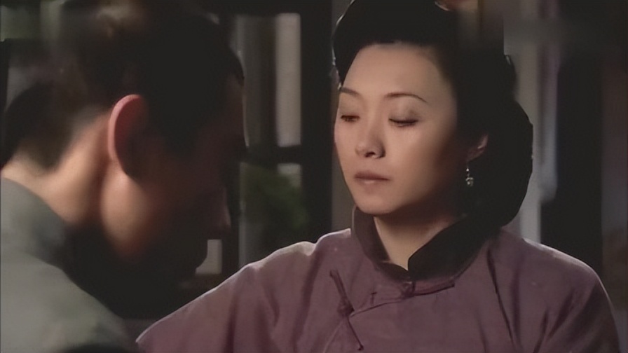 《闯关东》里的鲜儿真的那么善良正直还是装的？