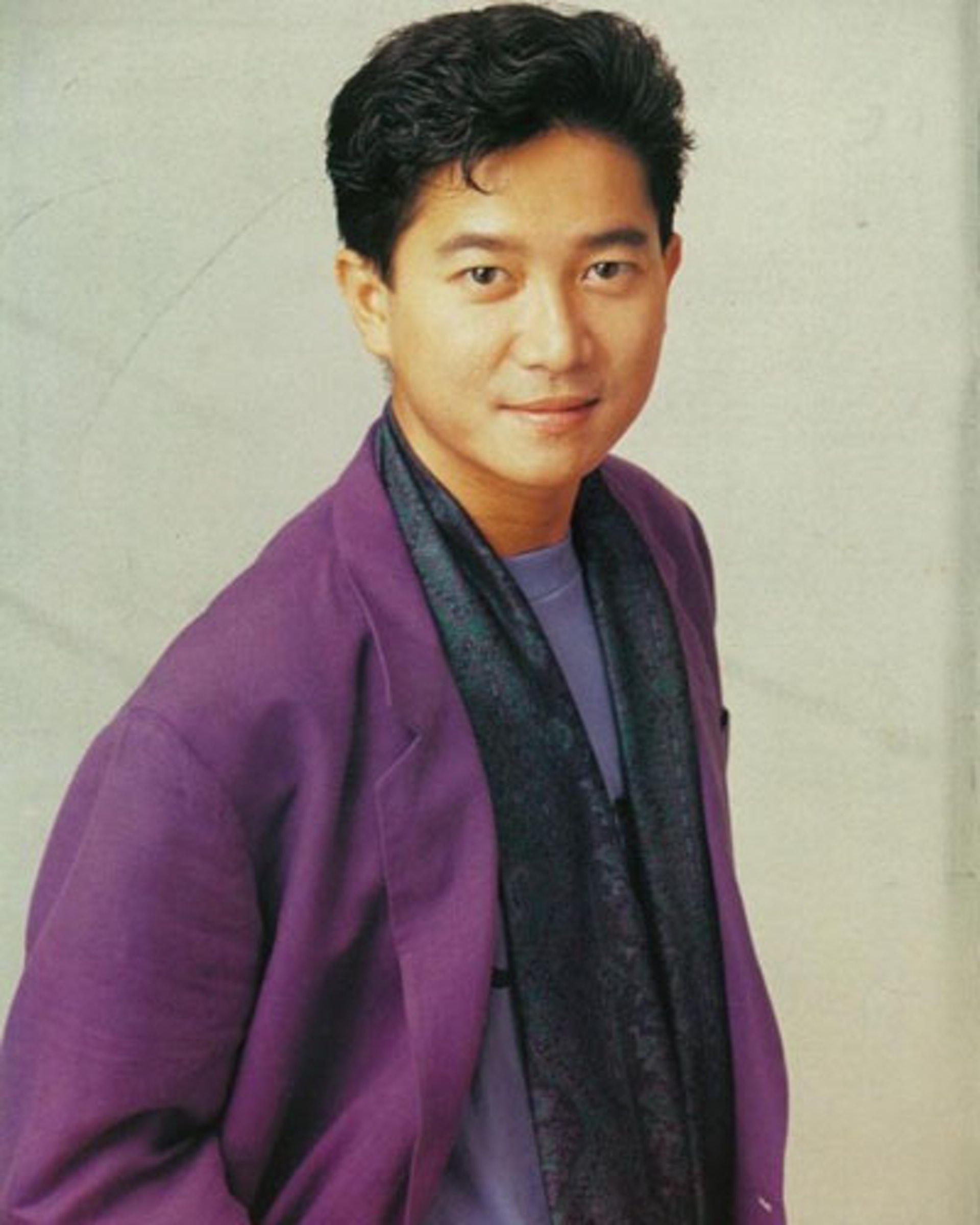 陈百强是怎么走的忧郁才子陈百强为何在初恋女友生日前4天结束生命