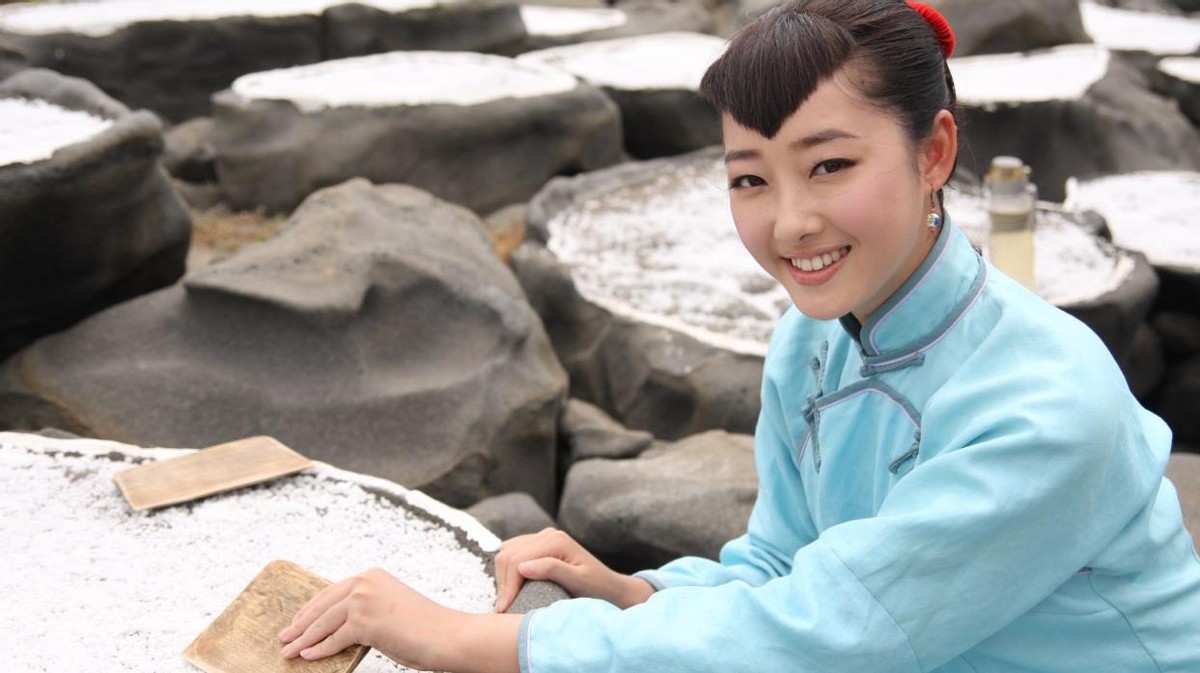 “高开低走”蒋梦婕：从出演林黛玉到小糊咖，综艺除名镜头一剪没