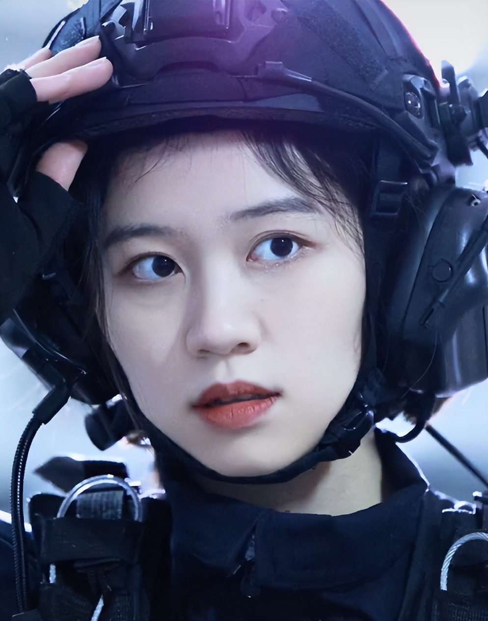 纯真萌妹竟是公安校花才貌双全又美又飒简直是行走的招生简章