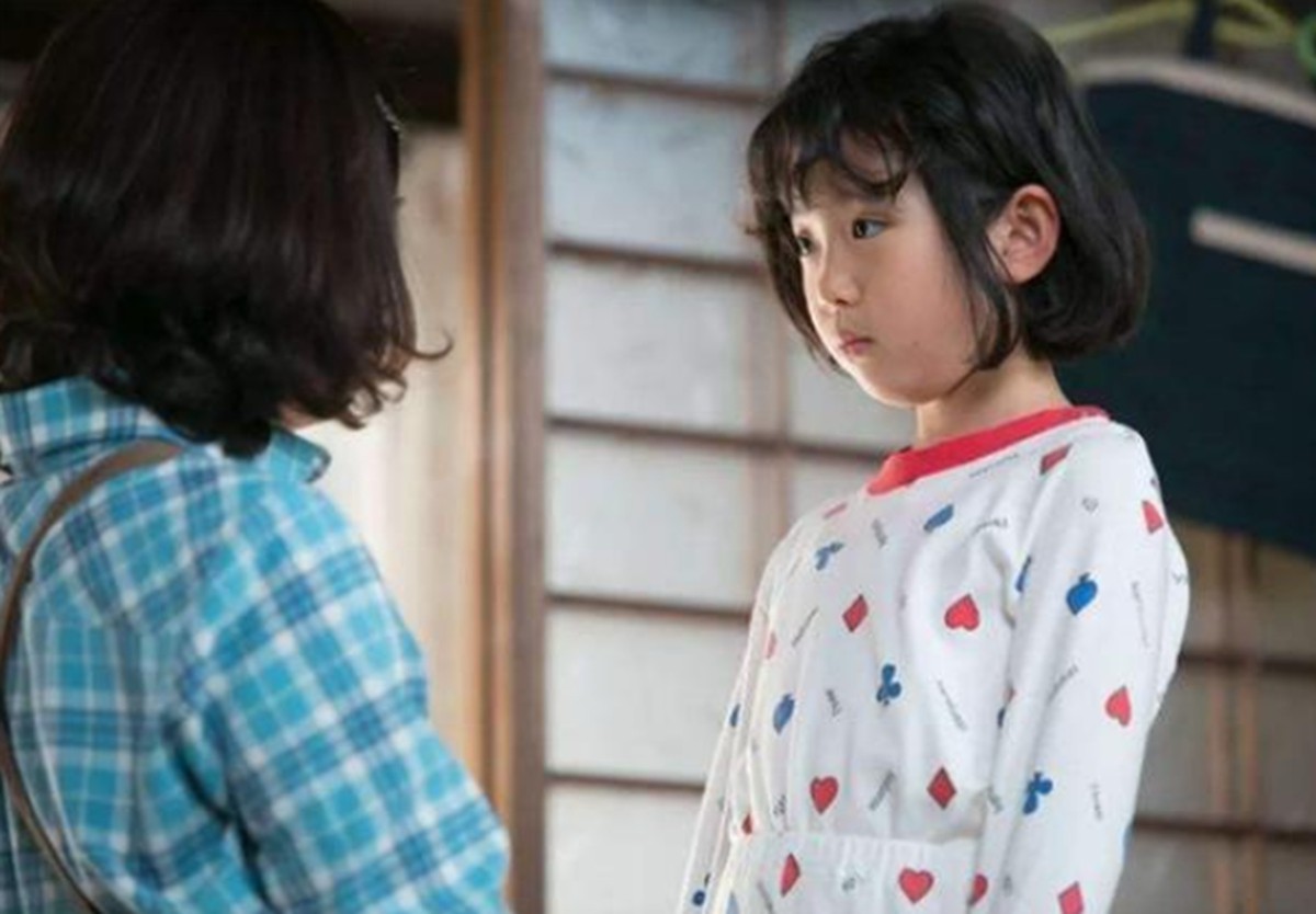 女孩"初潮"提前来了,告诉孩子别害羞,要把重点放在这几件事上