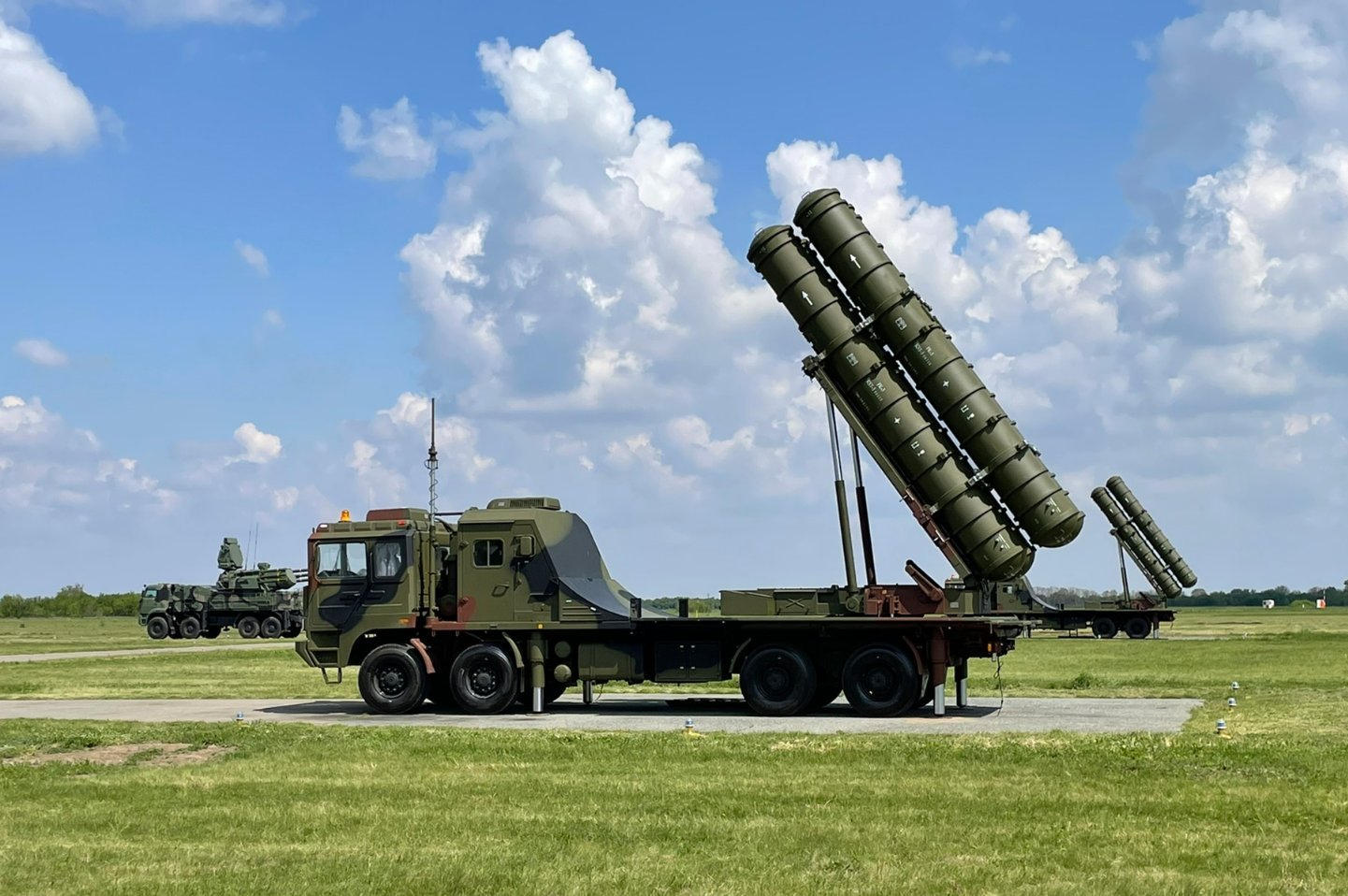 ����ά�ǹ���չʾFK3���۸�ȶ�S400�������ı����������������