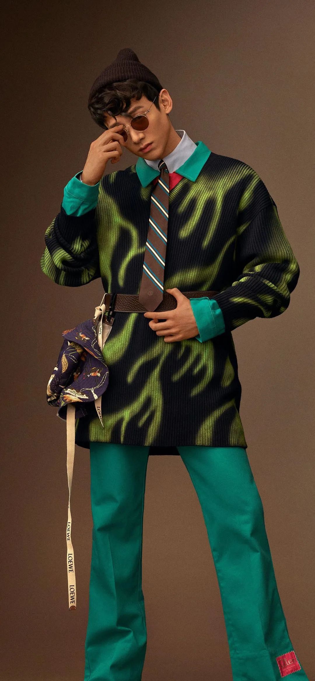 精选男明星壁纸合集｜秦霄贤｜白敬亭｜胡歌｜车银优｜陈立农