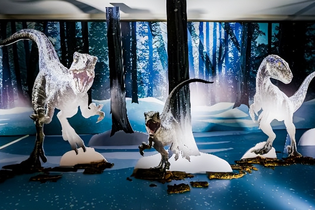 《侏罗纪世界3》重庆首映会火热开幕