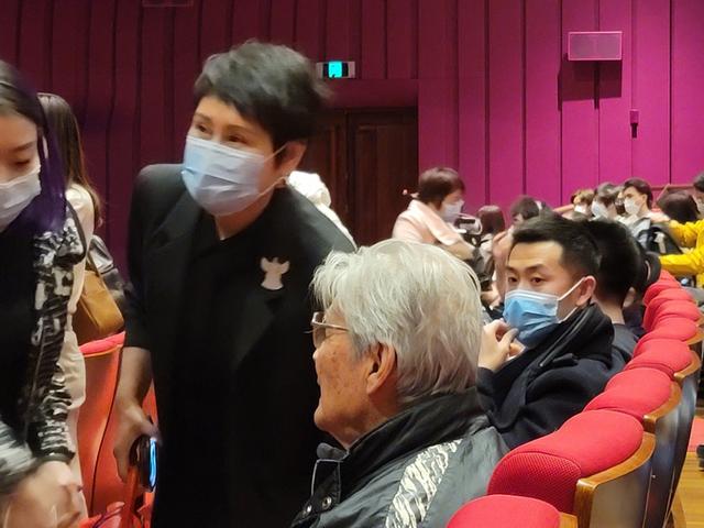 这6位“星二代”资源好到爆，却就是红不了，背后原因发人深省