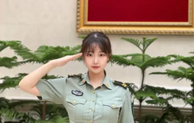 服役陆军、空军，参与重大任务，获首长好评！这10位“学霸军人”来自上海！