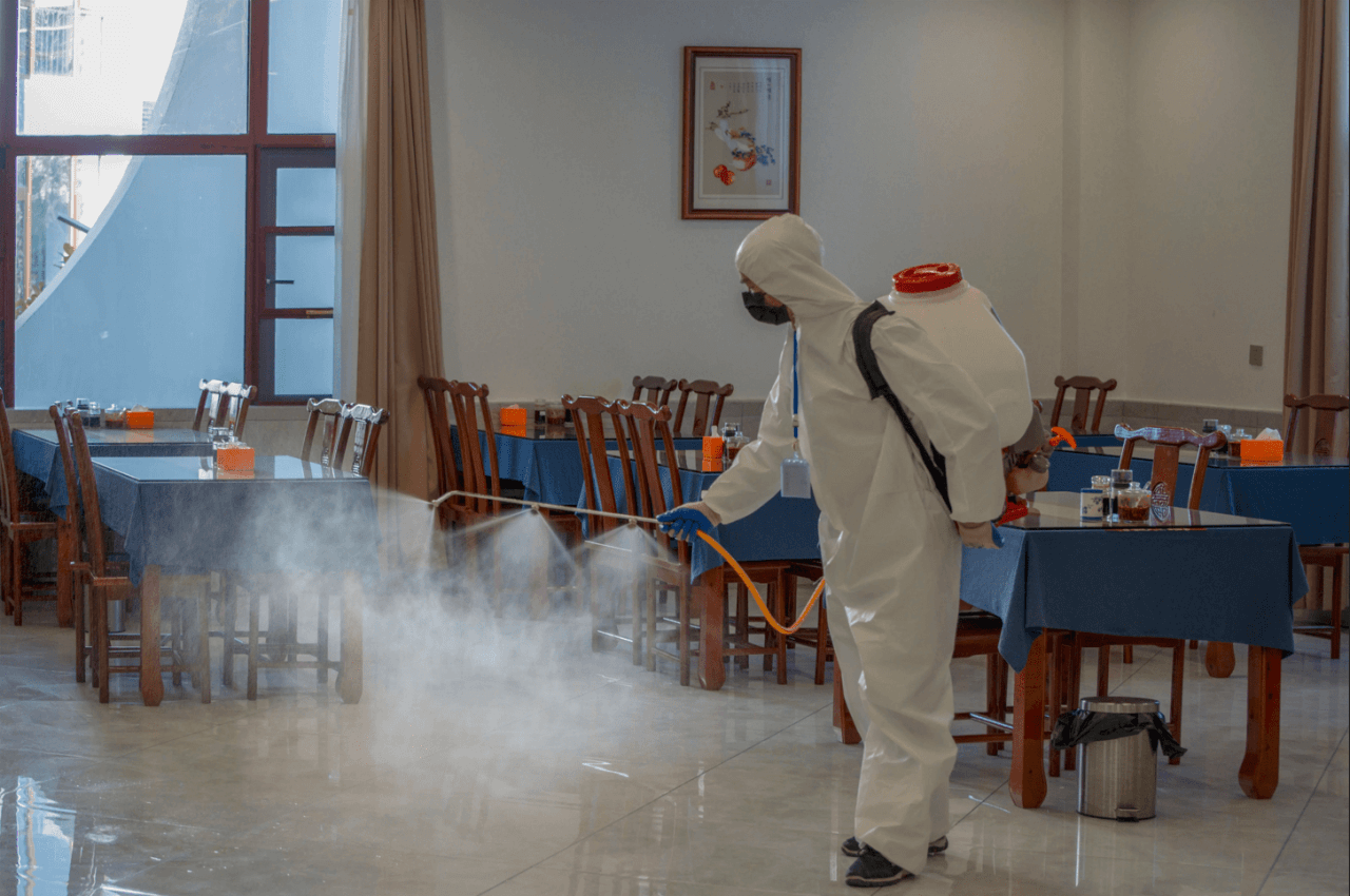 不見“報(bào)復(fù)性消費(fèi)”，餐飲下半年怎么走？