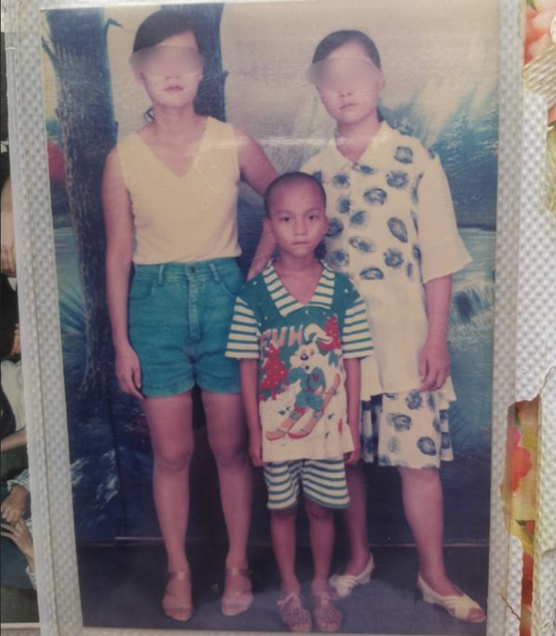 “高考钉子户”唐尚珺：复读12年只为上清华，33岁的他还要再战