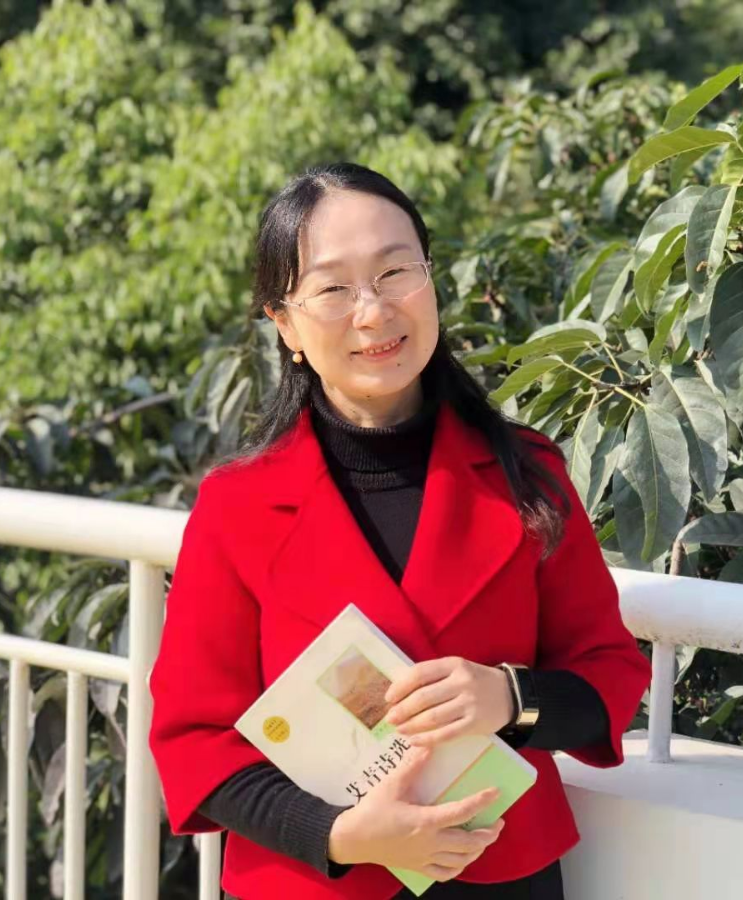 成都为明学霸背后的王炸教师！语文的诗意，手可摘星辰，剑指清北