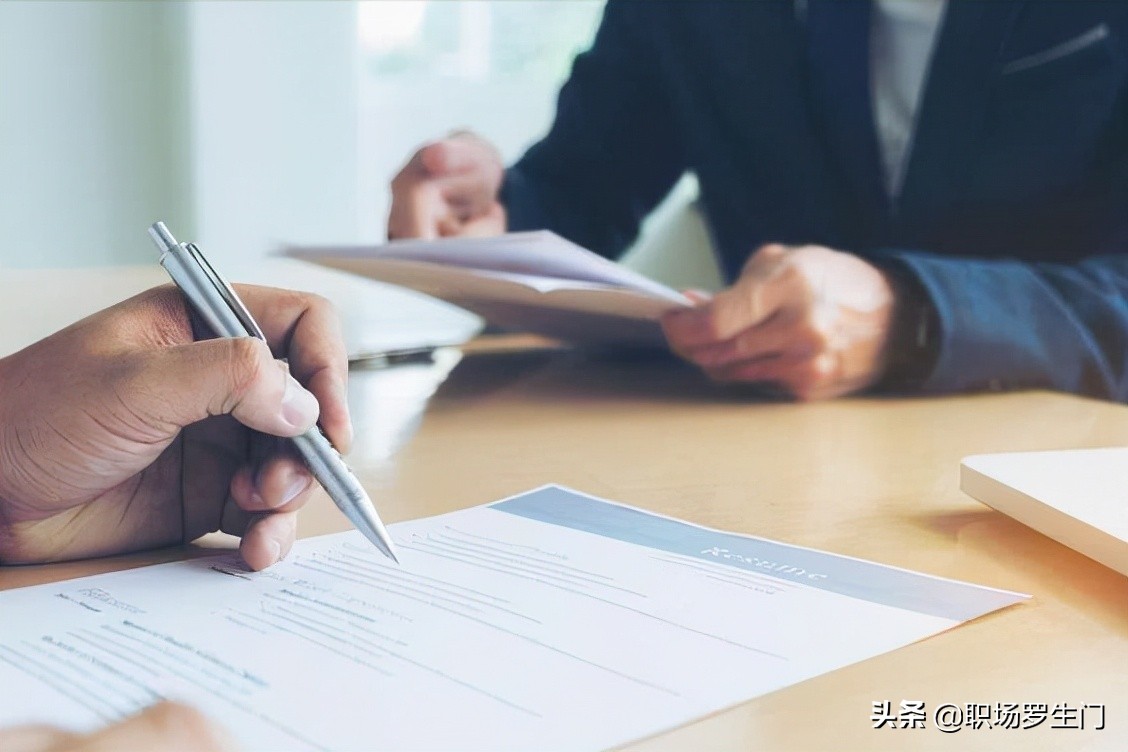 25岁的大学生被拖欠工资，找不到合适的工作，怎么办