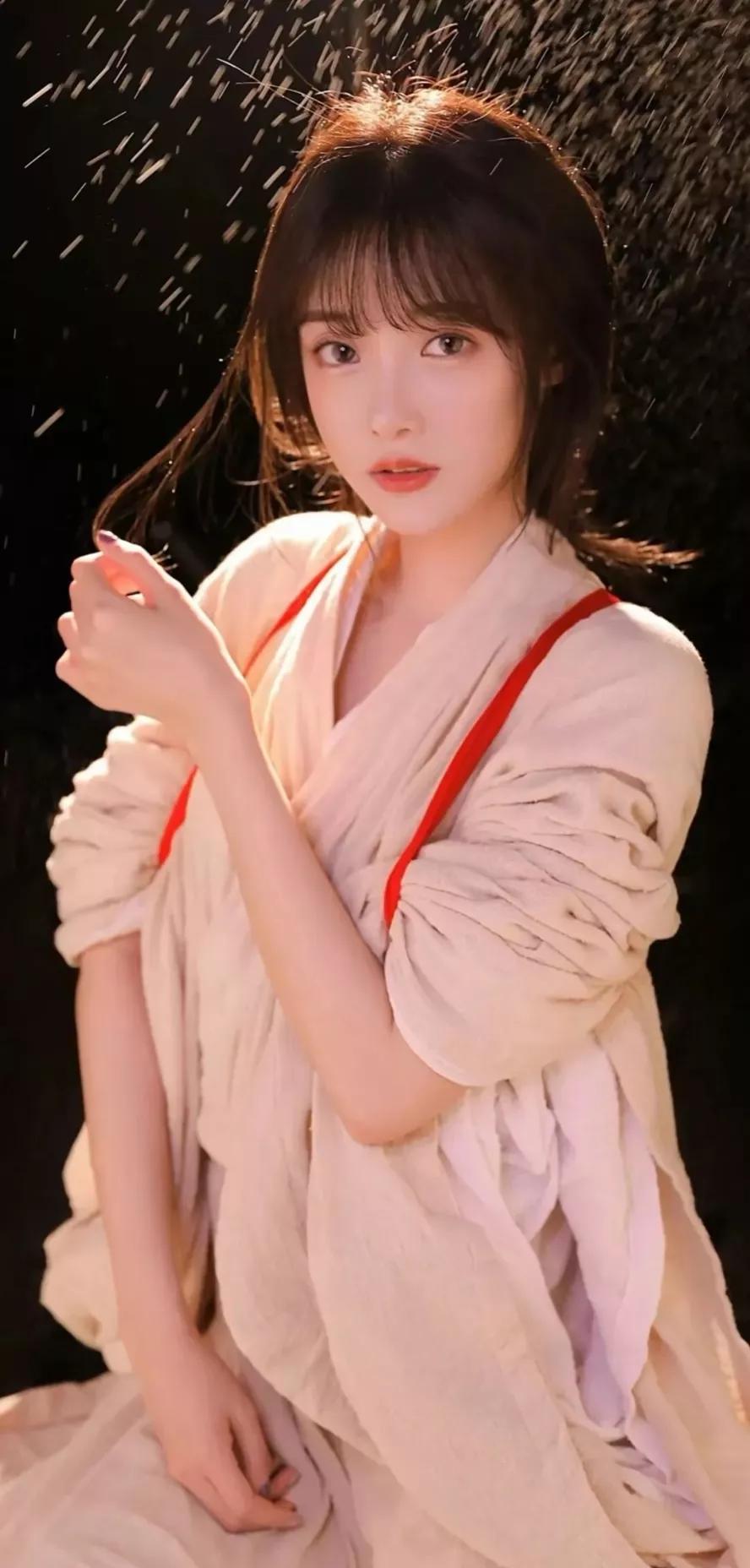 手机大片，女星李艺彤、吴曼思、杨颖和万茜