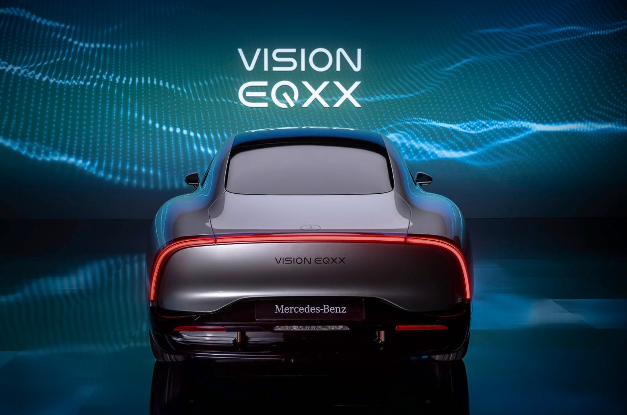奔驰VISION EQXX概念车全球首发；宝马i5渲染图曝光