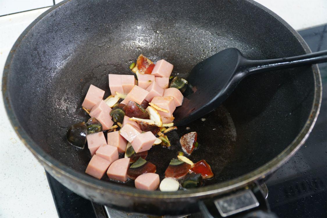 肝臟最愛的“4菜2果”，是養肝的寶藏食物，建議了解一下