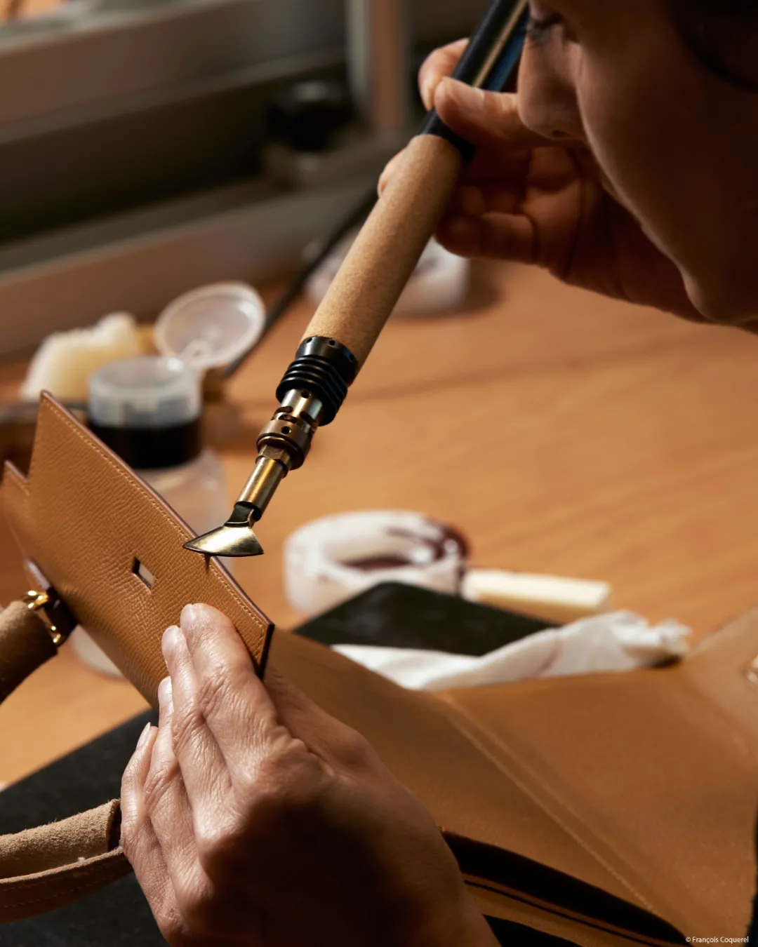 德勤2021全球奢侈品公司百强榜单发布，看完之后更想去法国学奢管