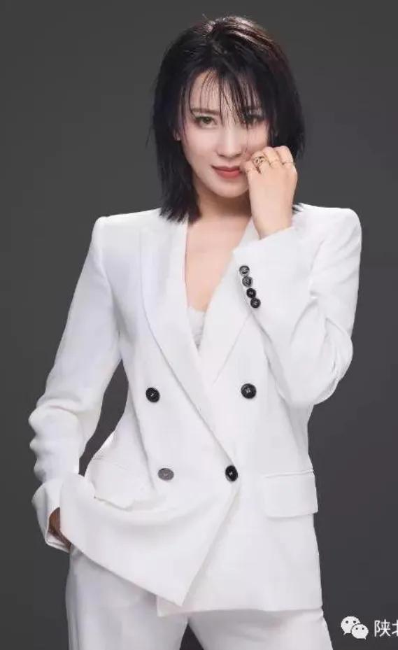 歌手郭涛，15张精美的照片