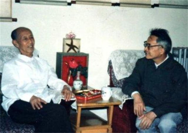 高考数学交白卷，作文只写28字，大学校长看到试卷后：你被录取了