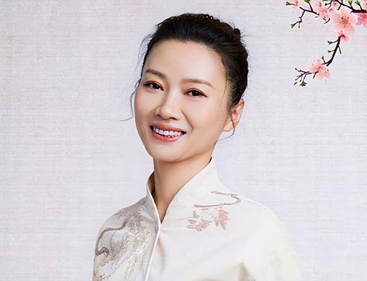 2007年，才女杨雨披露李清照的真面目：愿意追随李清照