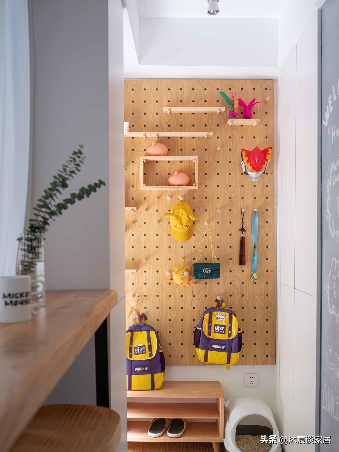 武汉蜗居：40m²挤进一家4口，把客厅去掉室内多间房，温馨又幸福