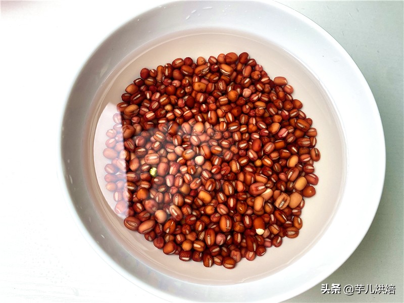 糯米糕怎么做（教大家蒸红豆糯米糕手不沾面零失败）