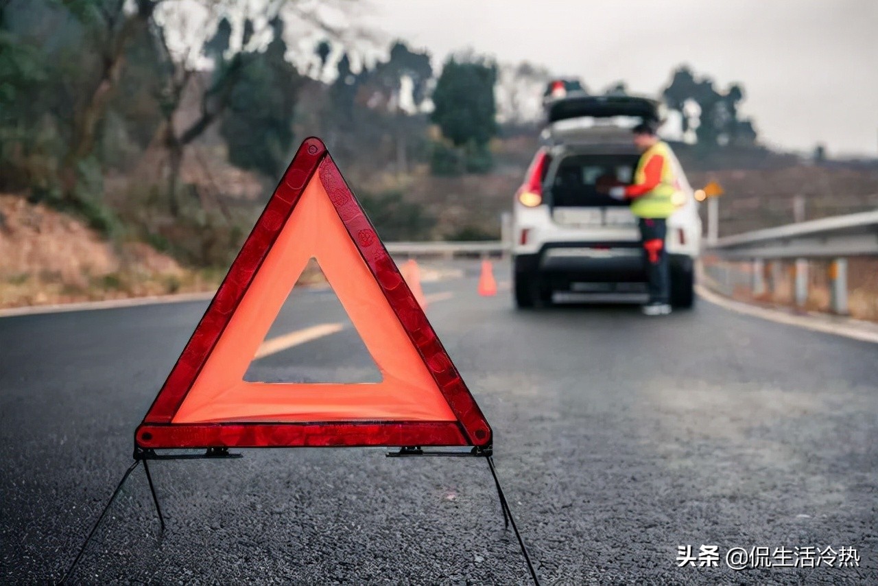 汽车电瓶更换周期及常见配件维护时间表