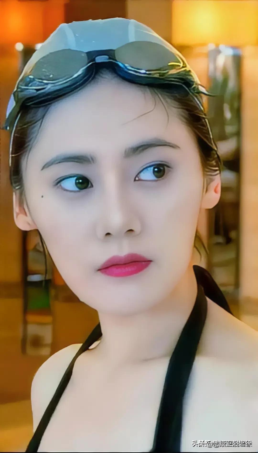 韩国明星秋瓷炫