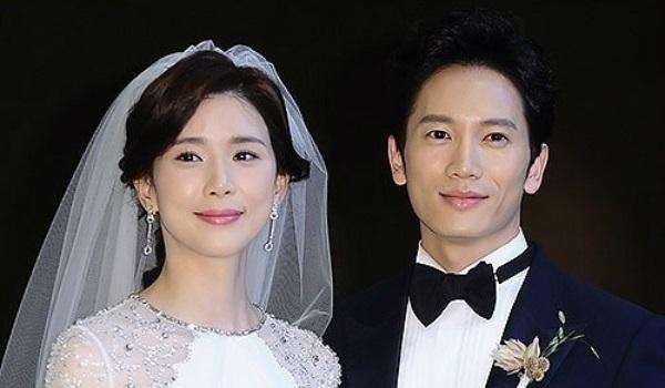 揭秘李宝英和老公的感情故事二人是如何相爱的