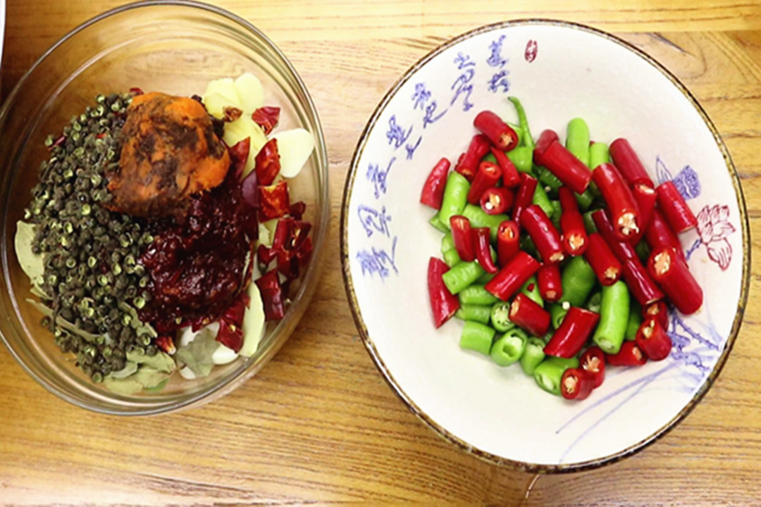 烧烤店最火的6道菜，道道经典解馋！在家就能做，花钱少还安全