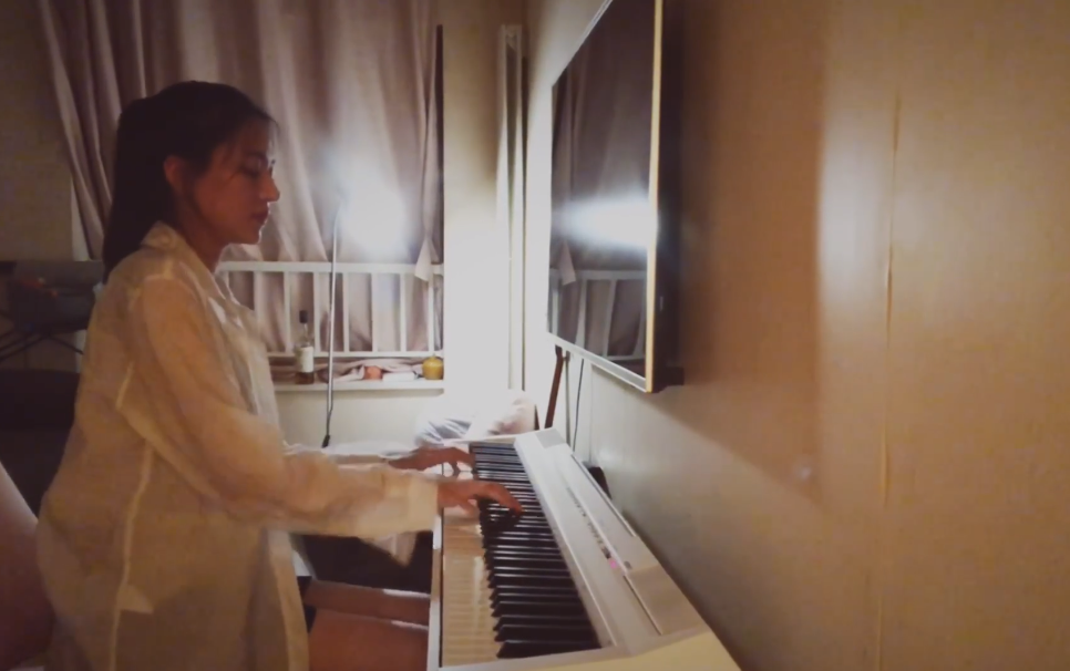 曾被称为“北大史上最牛校花”，逐梦演艺圈6年，她资源差还不火