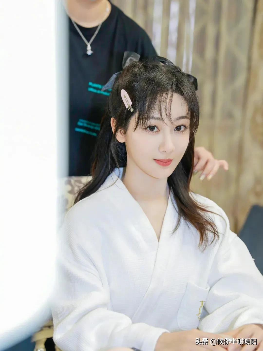 《中餐厅6》变化大，老嘉宾只剩黄晓明，网友：飞行嘉宾才有看头