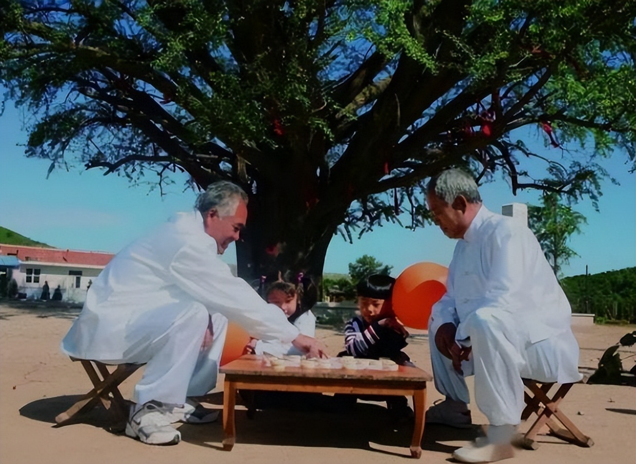 身体好不好，低头看看脚？自查一下，你的脚是否有这4个特征？